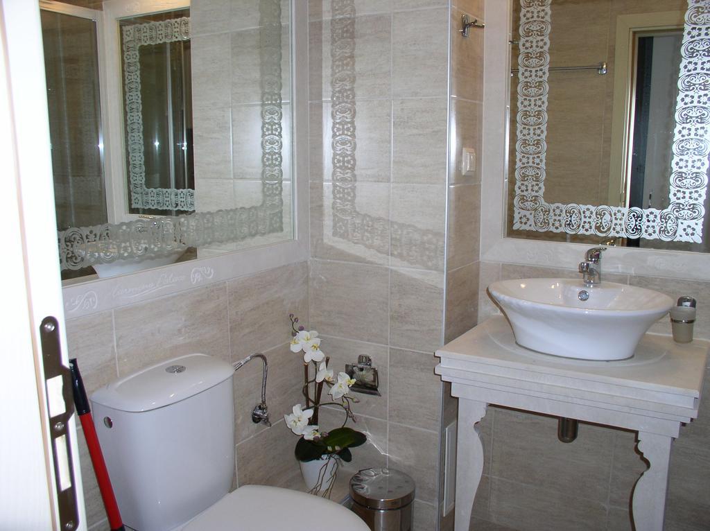 Lvv Palace Apartment 阳光海滩 外观 照片