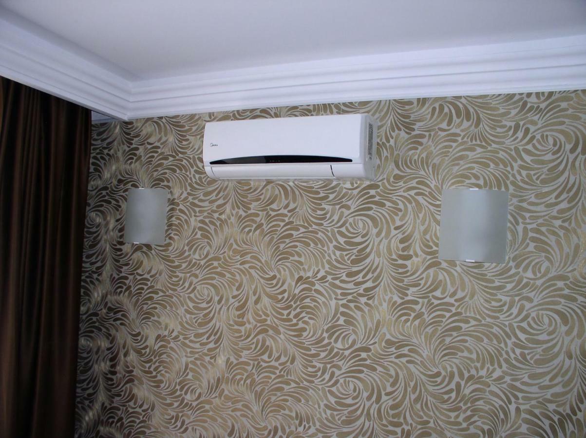 Lvv Palace Apartment 阳光海滩 外观 照片